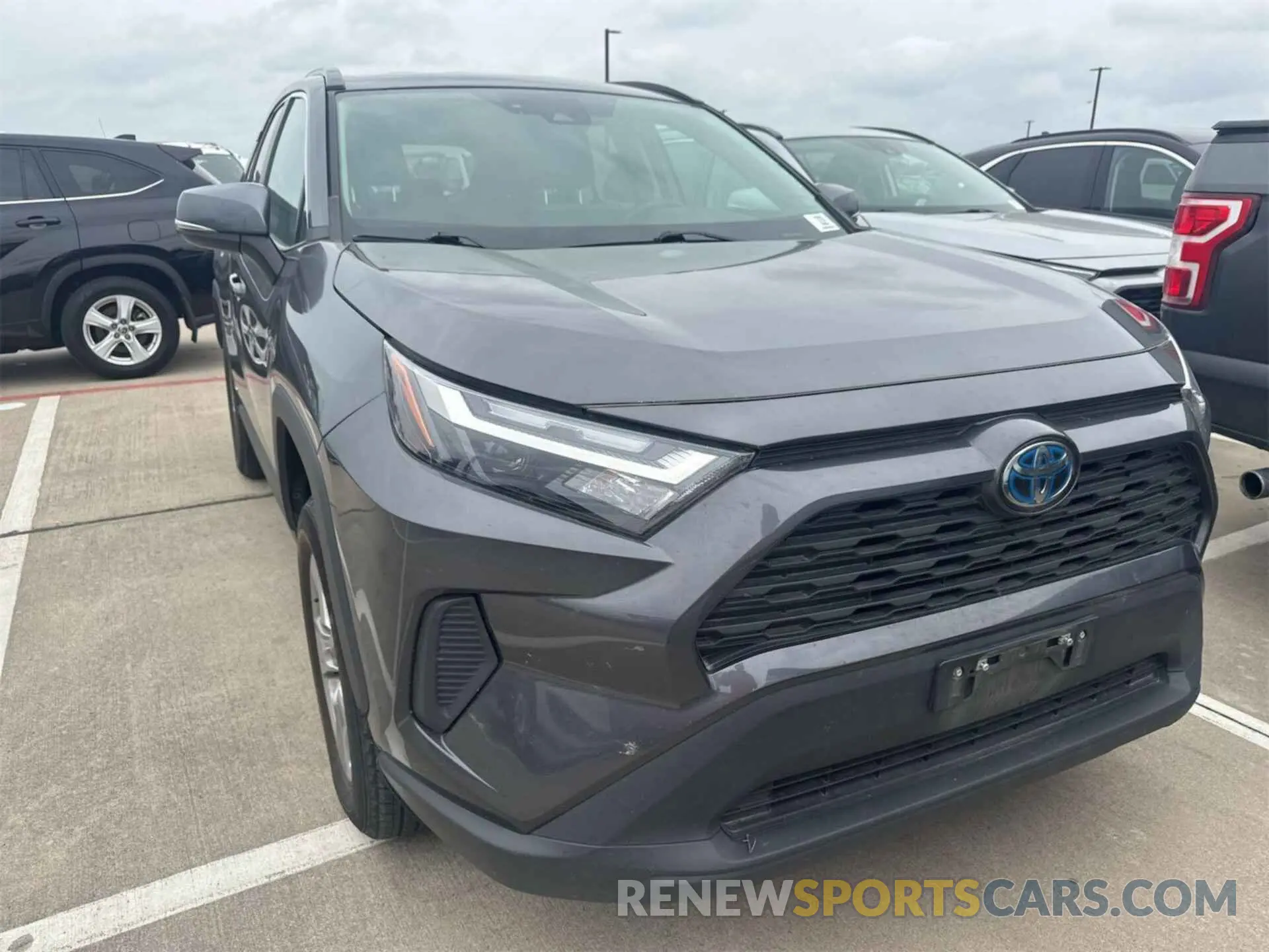 11 fotografías del automóvil dañado 2T3RWRFV8PW174496 TOYOTA RAV4 2023