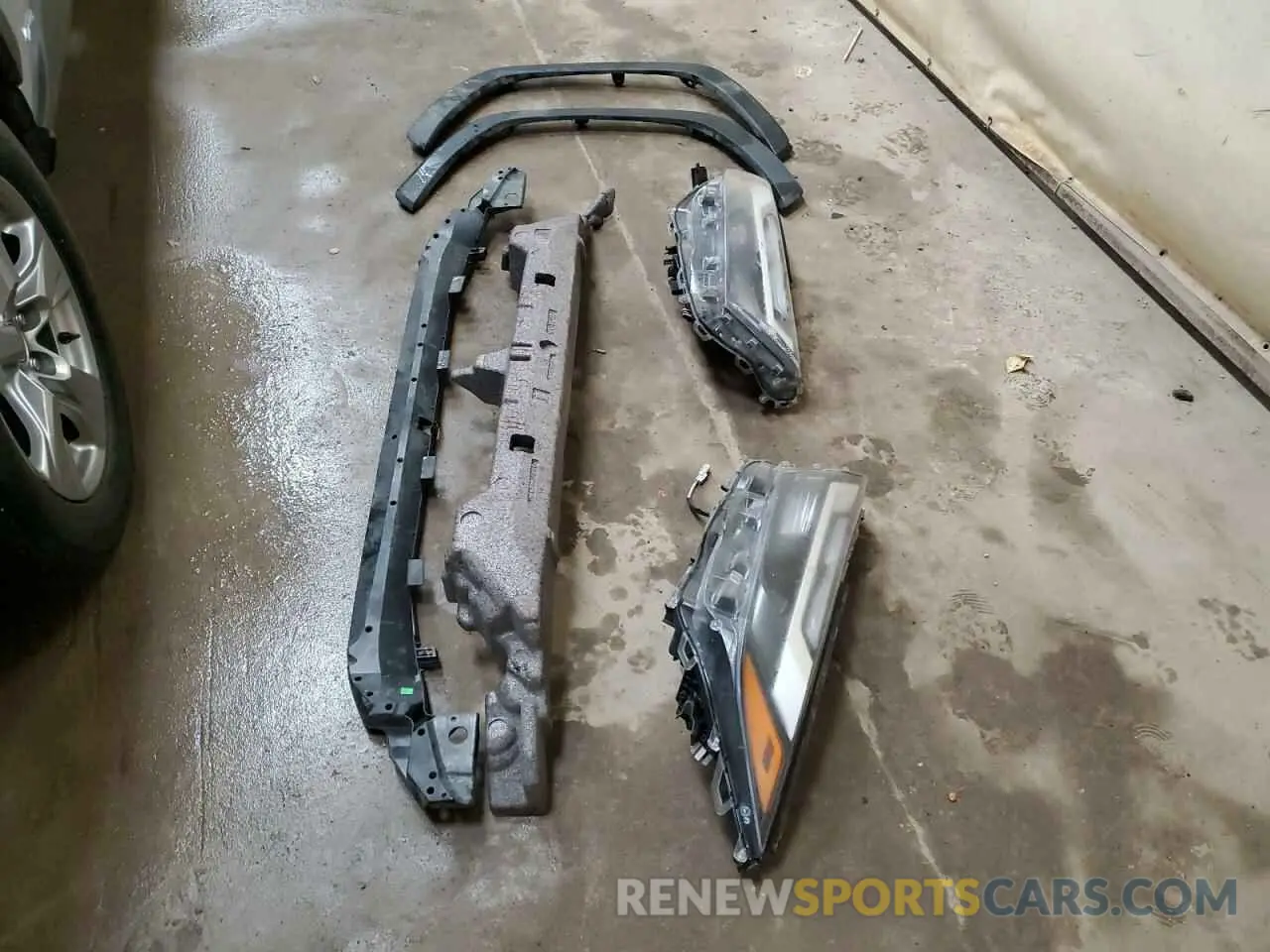 13 fotografías del automóvil dañado 2T3RWRFV9PW172787 TOYOTA RAV4 2023