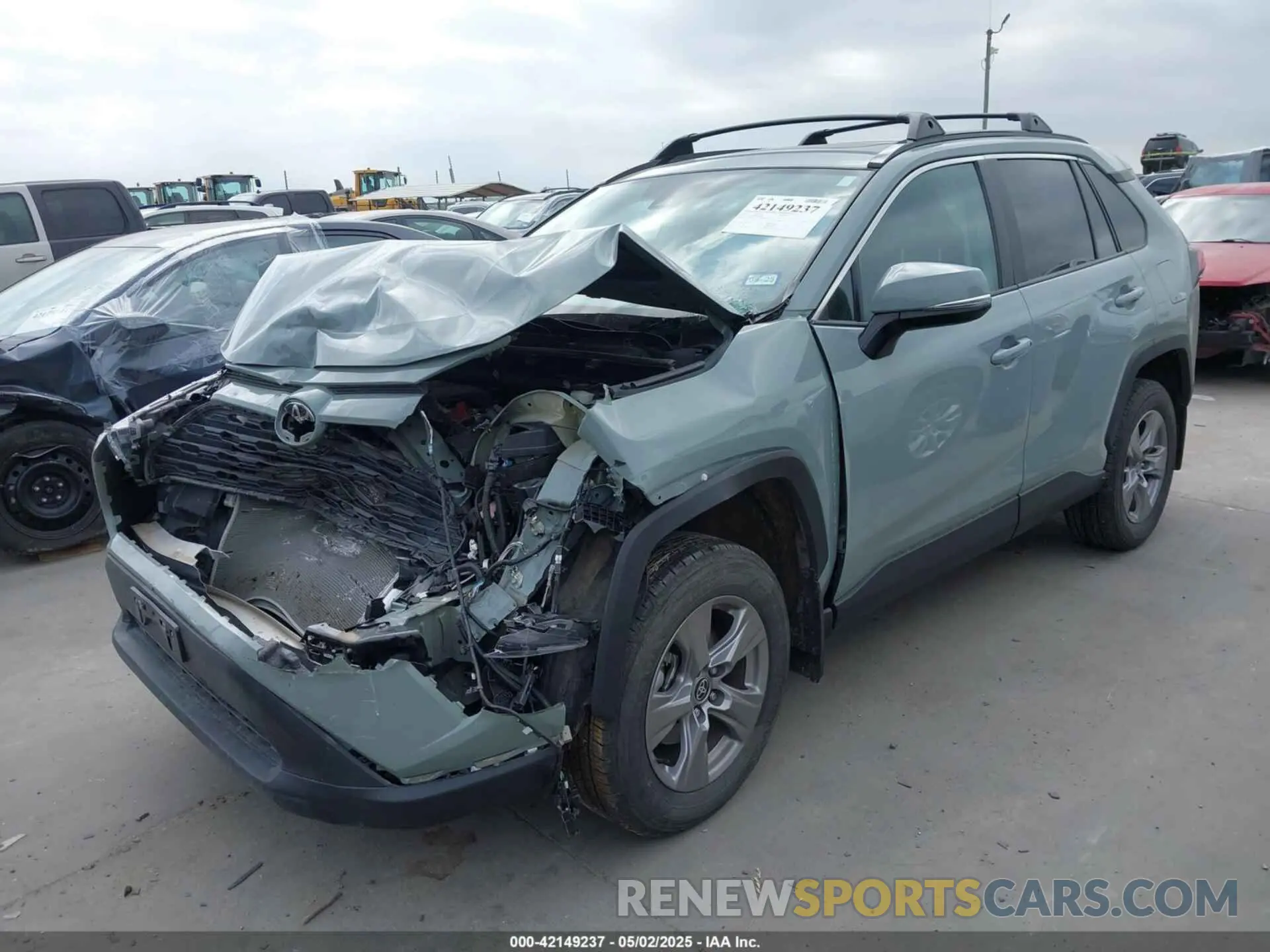 2 fotografías del automóvil dañado 2T3W1RFV0PW292575 TOYOTA RAV4 2023