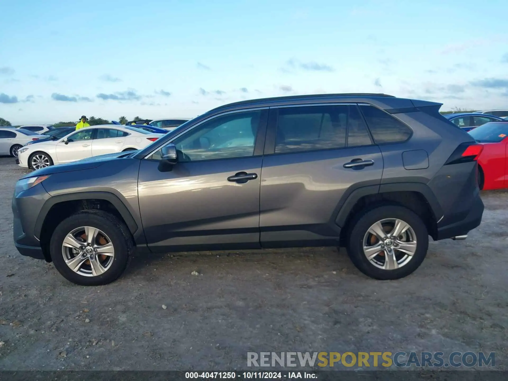 14 fotografías del automóvil dañado 2T3W1RFV1PC223976 TOYOTA RAV4 2023
