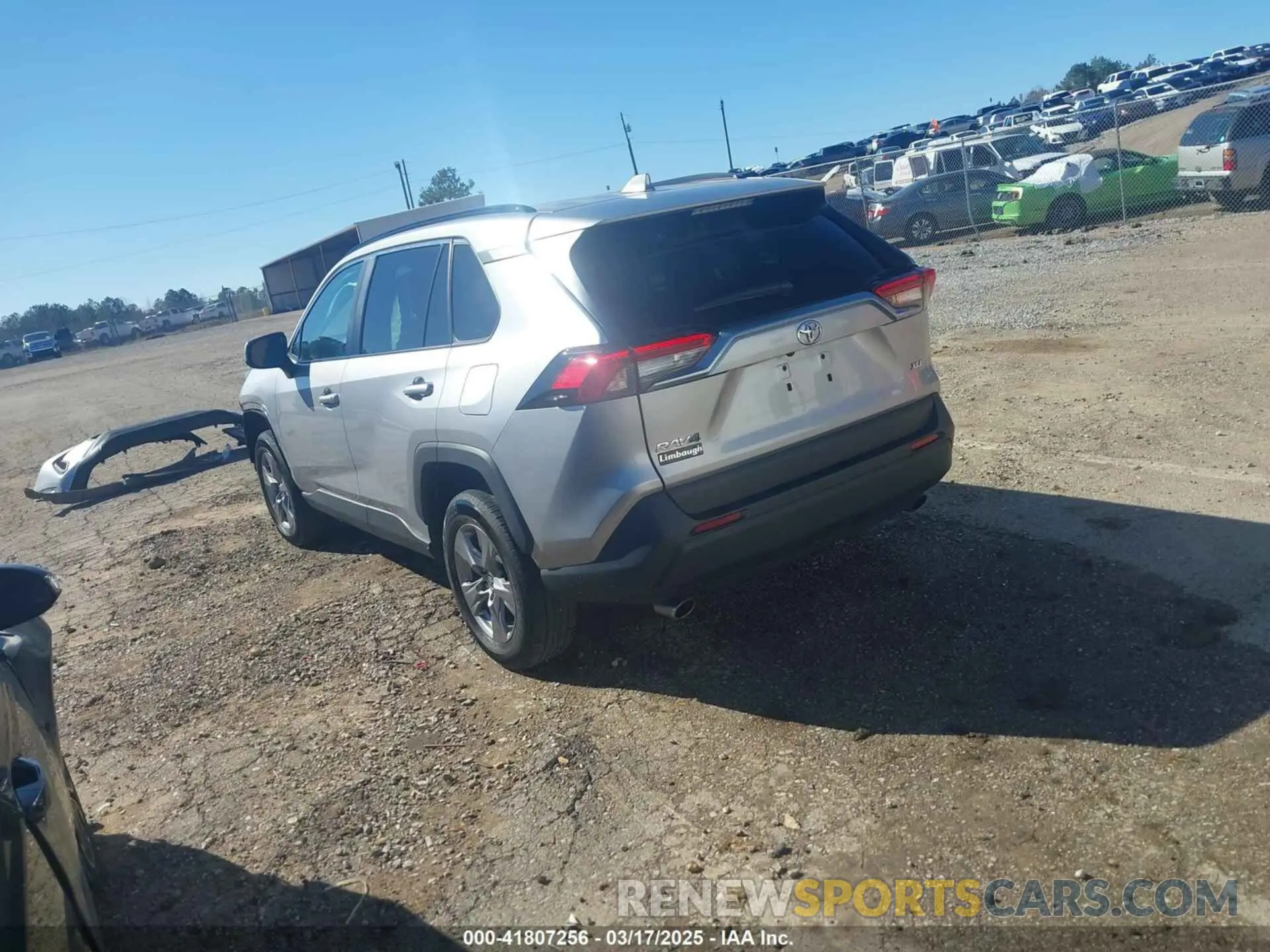 3 fotografías del automóvil dañado 2T3W1RFV1PC251213 TOYOTA RAV4 2023