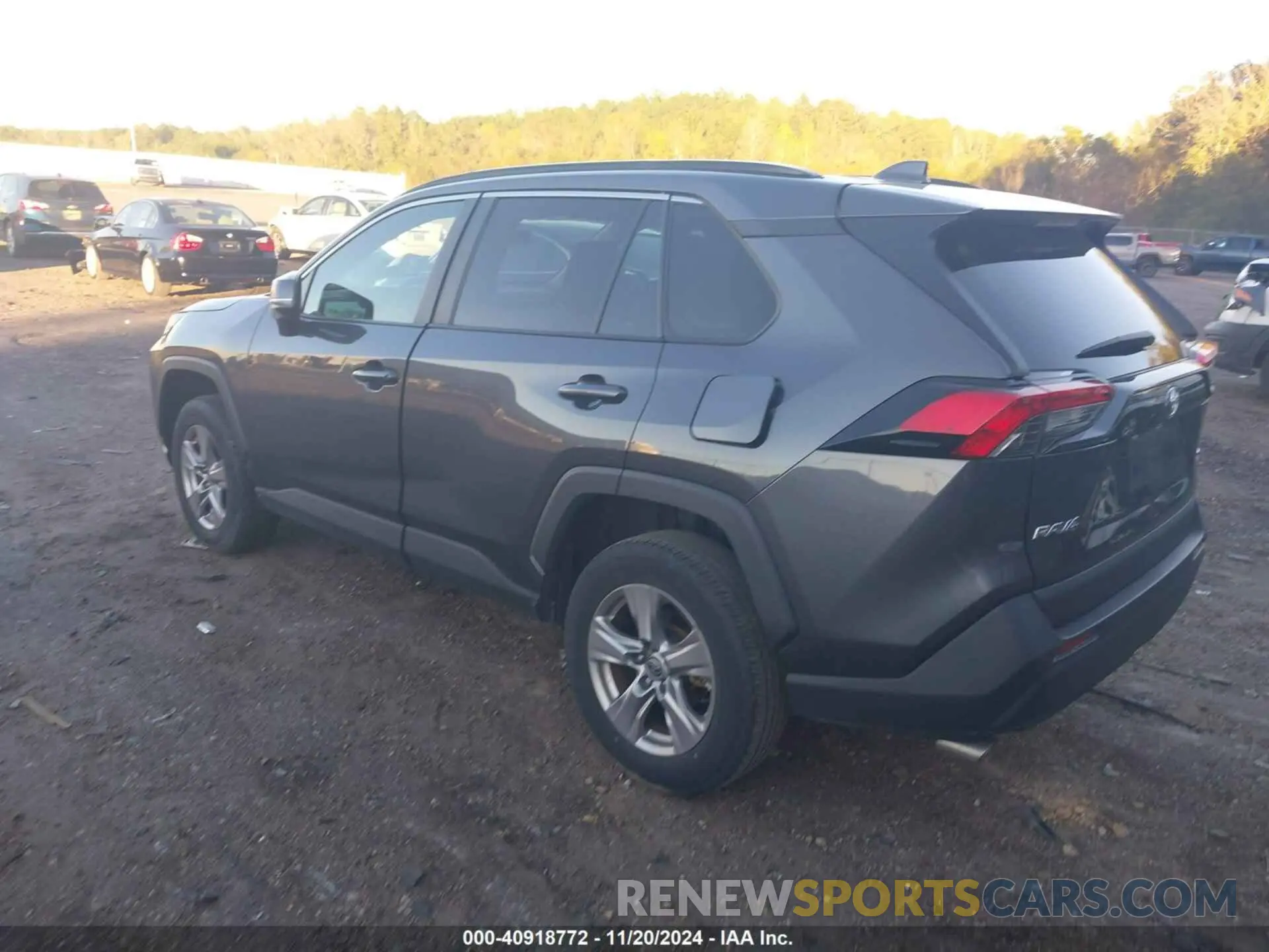2 fotografías del automóvil dañado 2T3W1RFV3PC243047 TOYOTA RAV4 2023