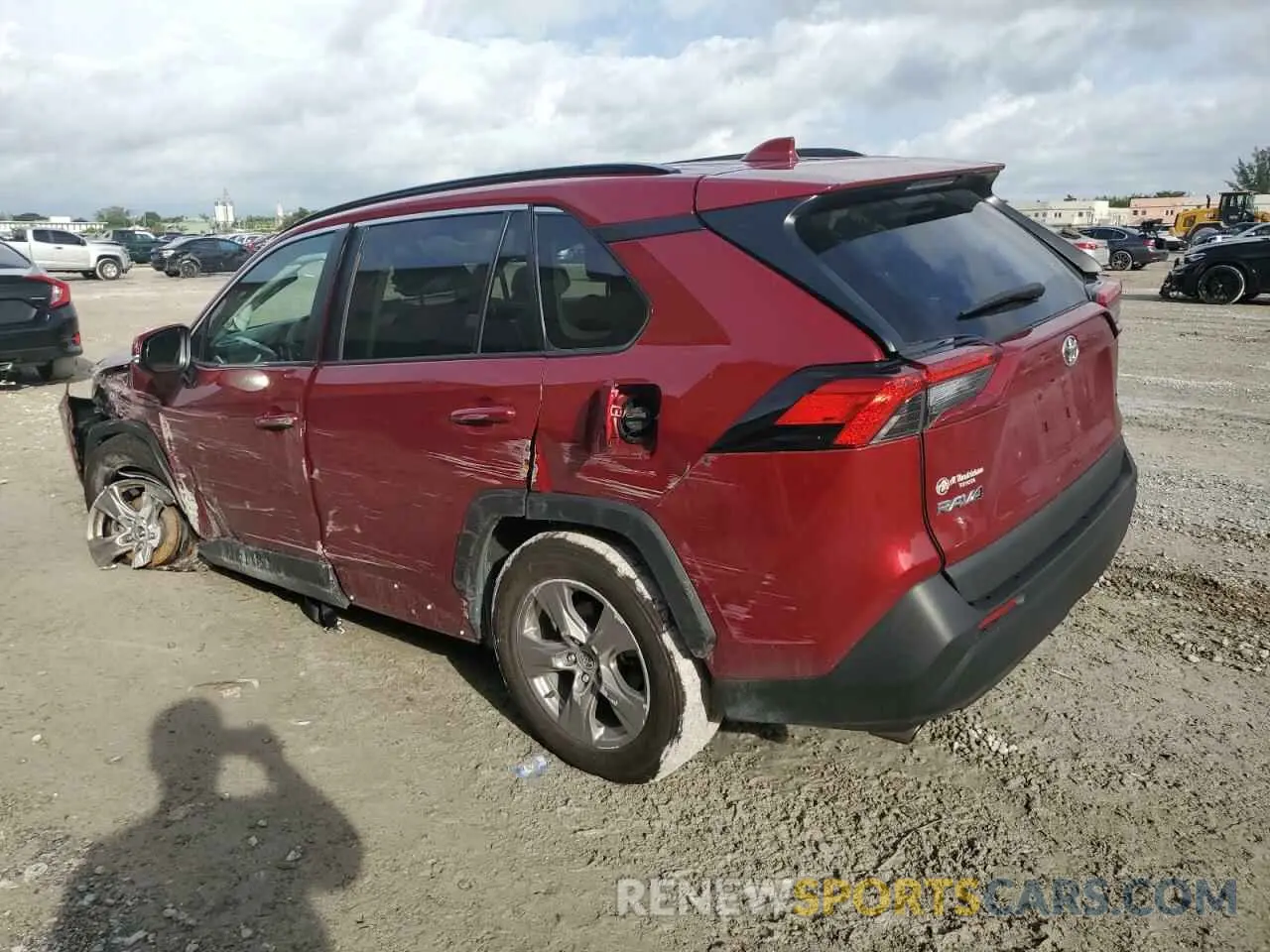 2 fotografías del automóvil dañado 2T3W1RFV3PW245881 TOYOTA RAV4 2023