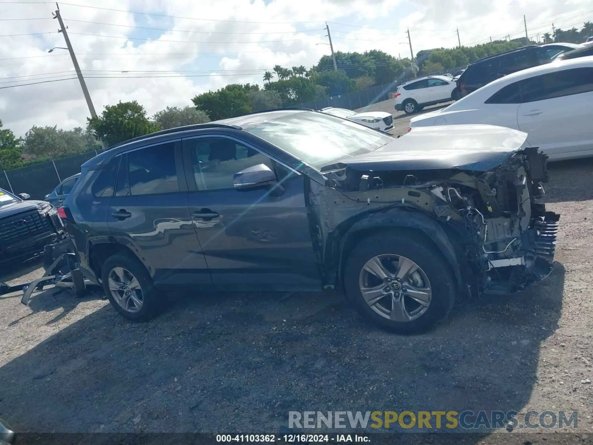 14 fotografías del automóvil dañado 2T3W1RFV4PC215886 TOYOTA RAV4 2023