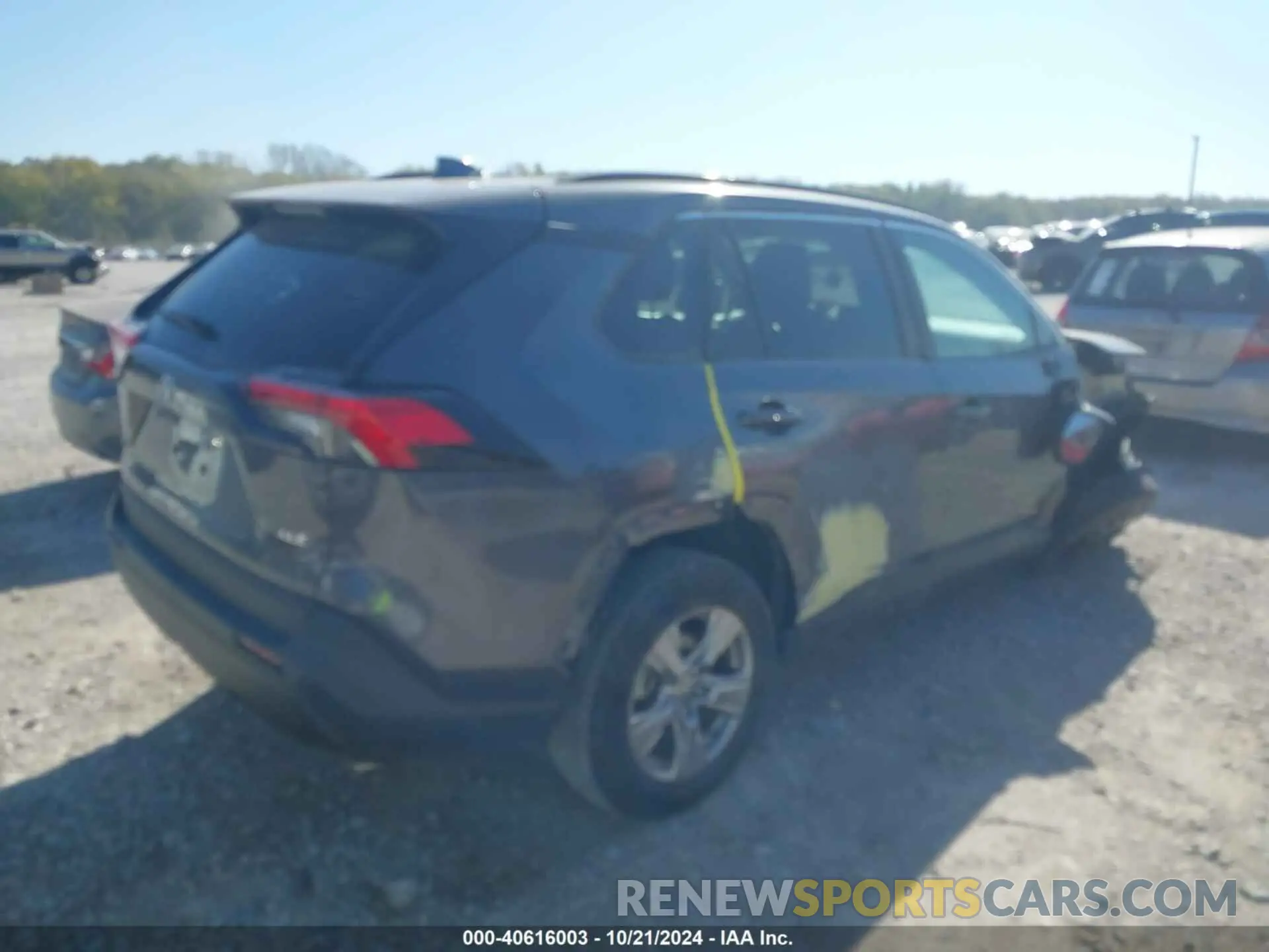 4 fotografías del automóvil dañado 2T3W1RFV4PC245597 TOYOTA RAV4 2023