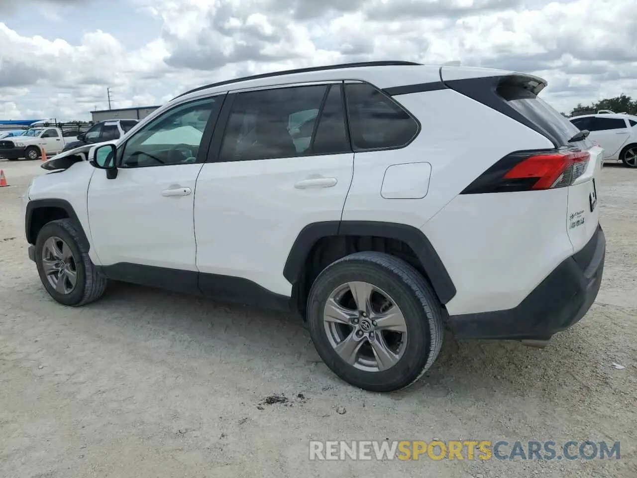 2 fotografías del automóvil dañado 2T3W1RFV4PW242391 TOYOTA RAV4 2023