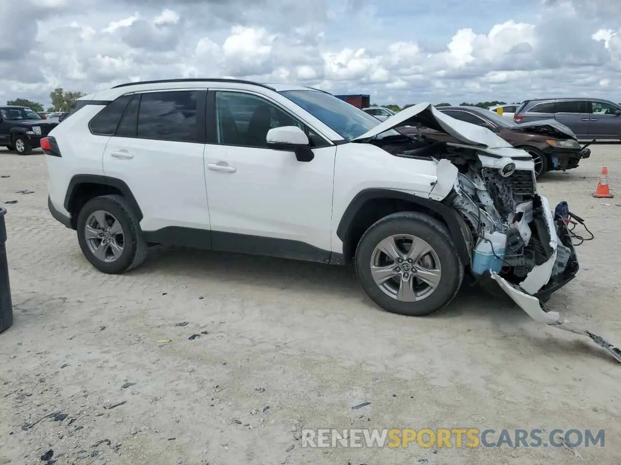 4 fotografías del automóvil dañado 2T3W1RFV4PW242391 TOYOTA RAV4 2023