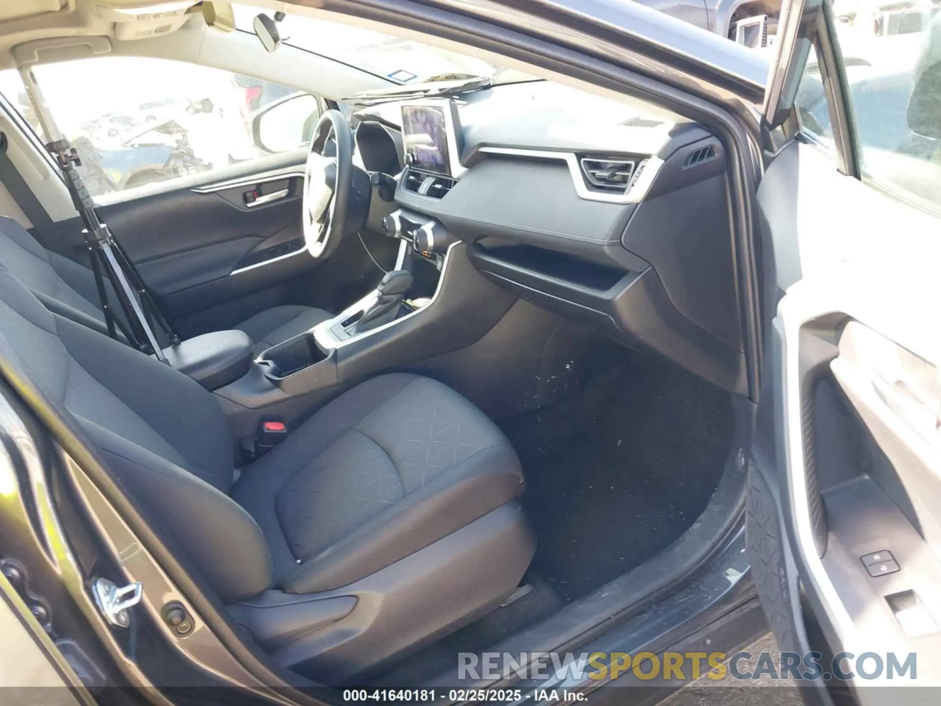 5 fotografías del automóvil dañado 2T3W1RFV4PW299898 TOYOTA RAV4 2023