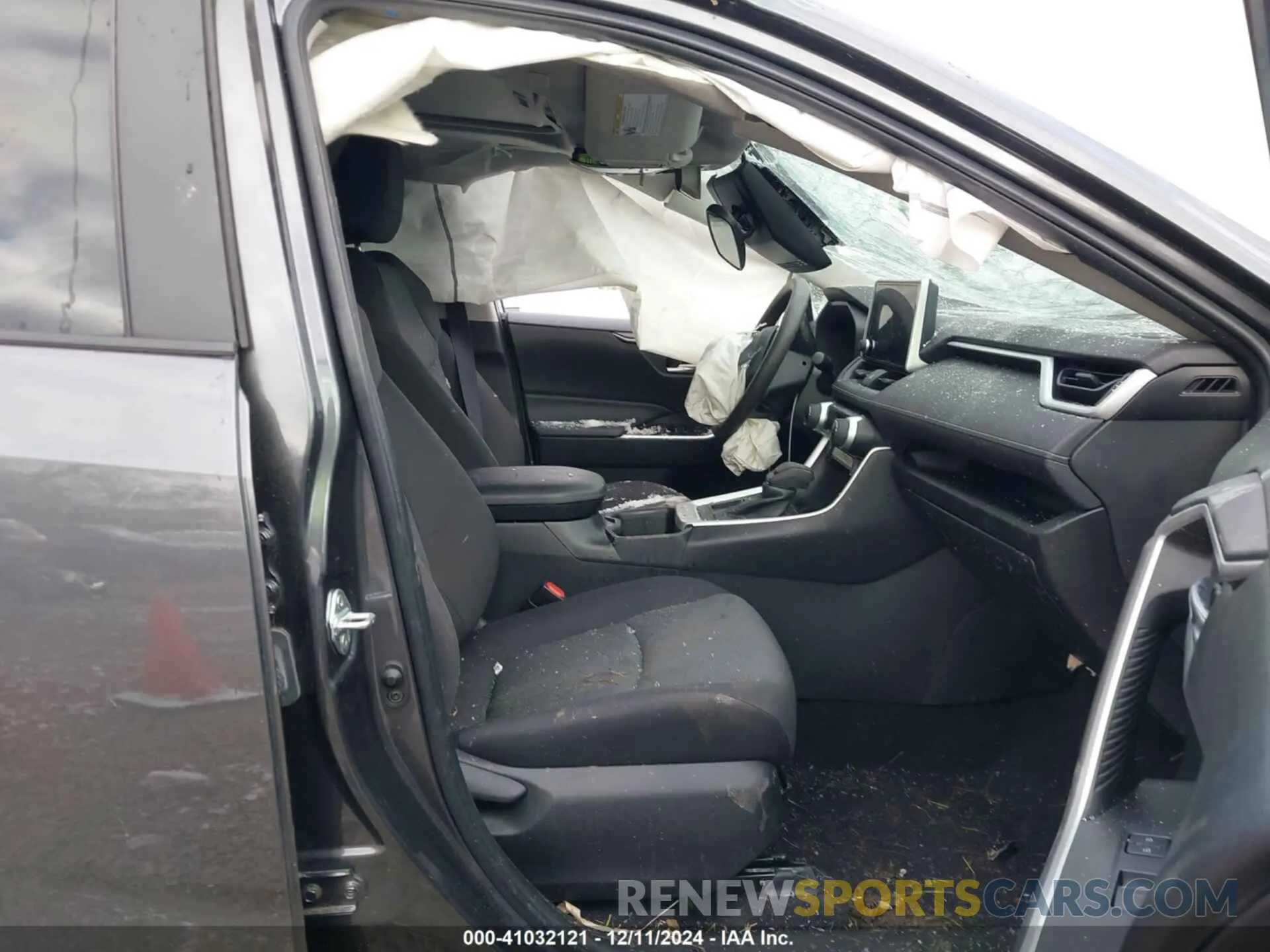 5 fotografías del automóvil dañado 2T3W1RFV5PC234365 TOYOTA RAV4 2023