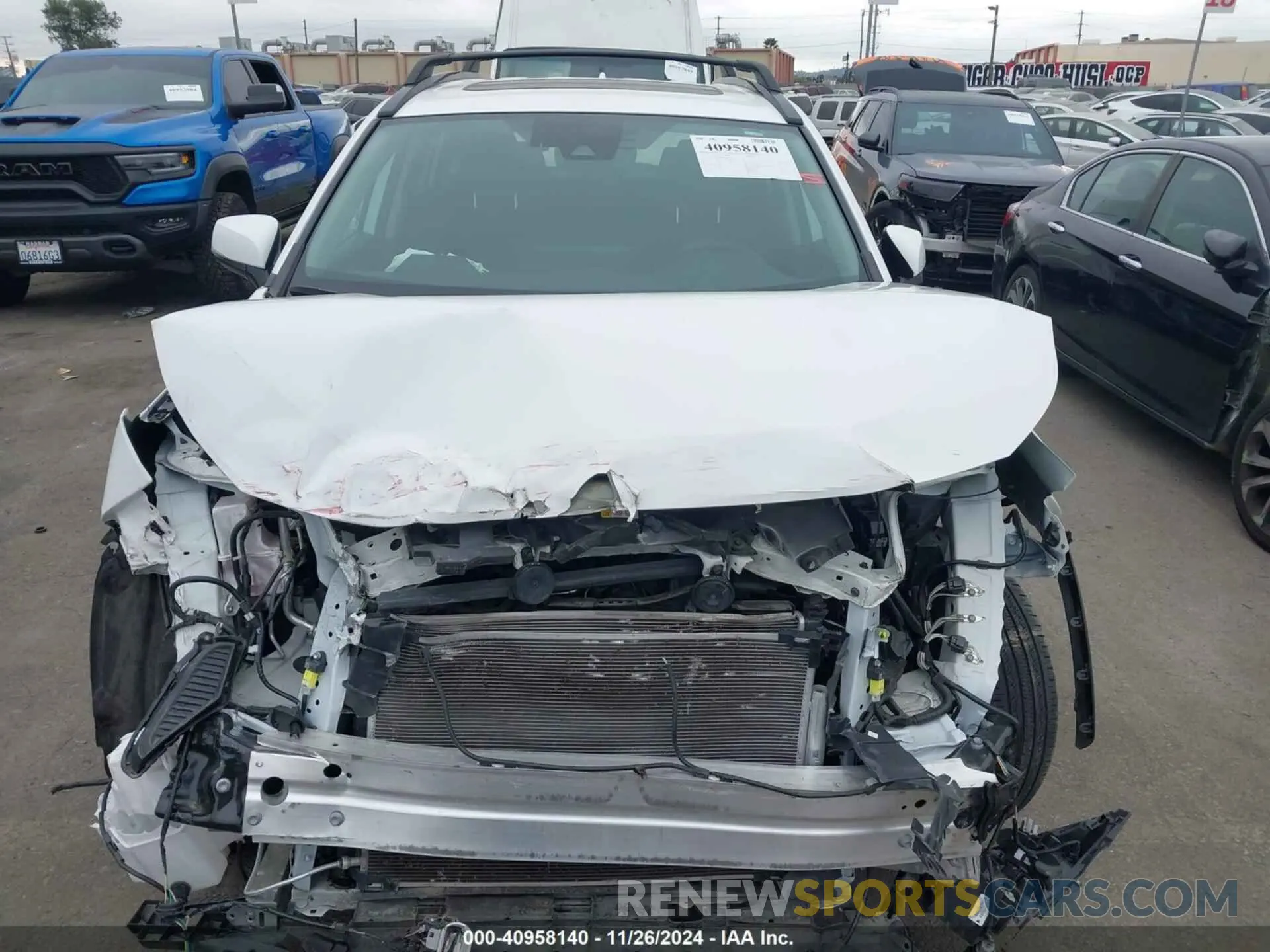 12 fotografías del automóvil dañado 2T3W1RFV7PC218877 TOYOTA RAV4 2023