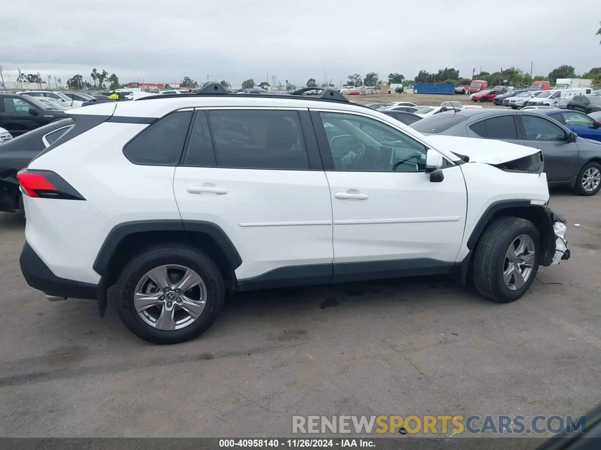 13 fotografías del automóvil dañado 2T3W1RFV7PC218877 TOYOTA RAV4 2023