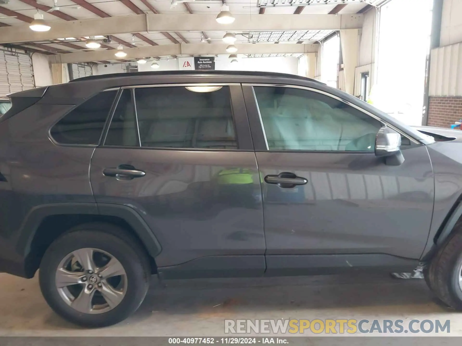 13 fotografías del automóvil dañado 2T3W1RFV8PC247160 TOYOTA RAV4 2023