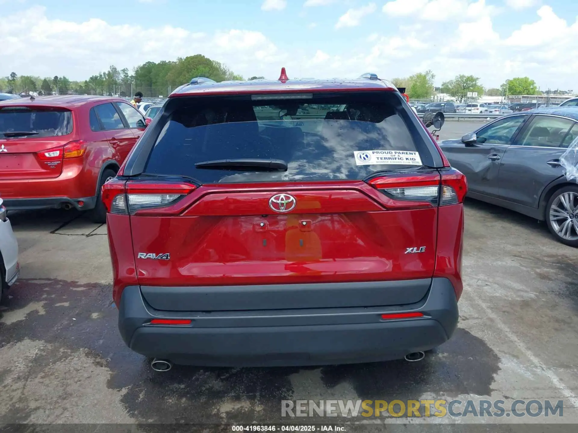 15 fotografías del automóvil dañado 2T3W1RFV8PW242121 TOYOTA RAV4 2023