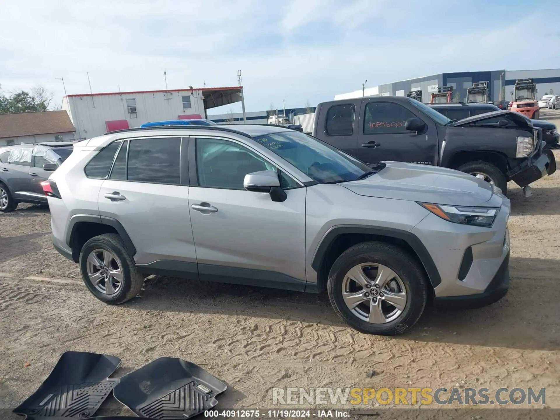 13 fotografías del automóvil dañado 2T3W1RFVXPW250432 TOYOTA RAV4 2023