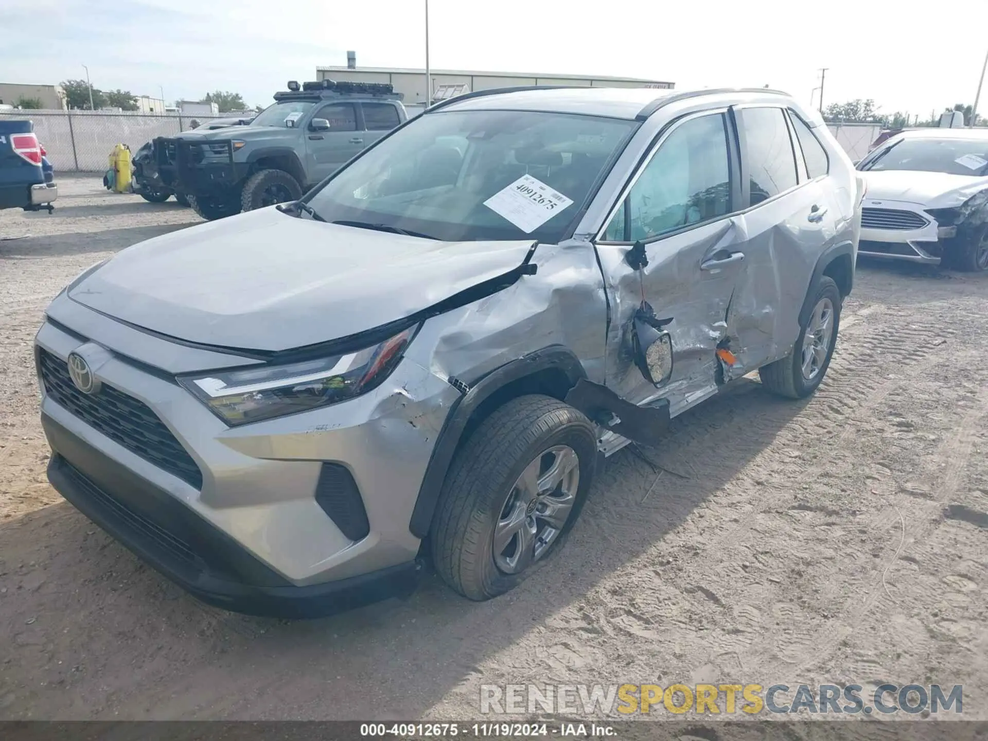 2 fotografías del automóvil dañado 2T3W1RFVXPW250432 TOYOTA RAV4 2023