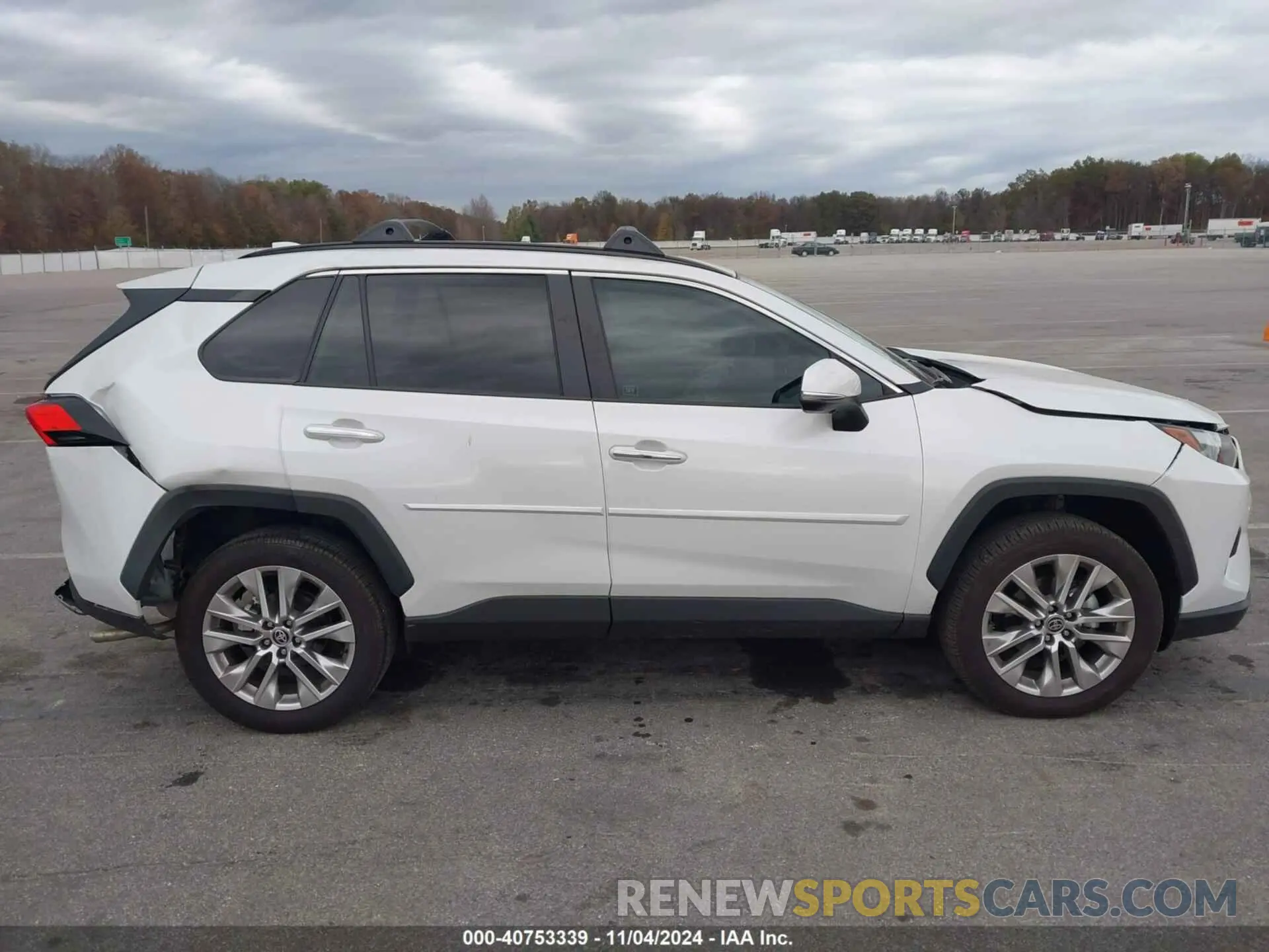 13 fotografías del automóvil dañado 2T3Y1RFV2PW282882 TOYOTA RAV4 2023