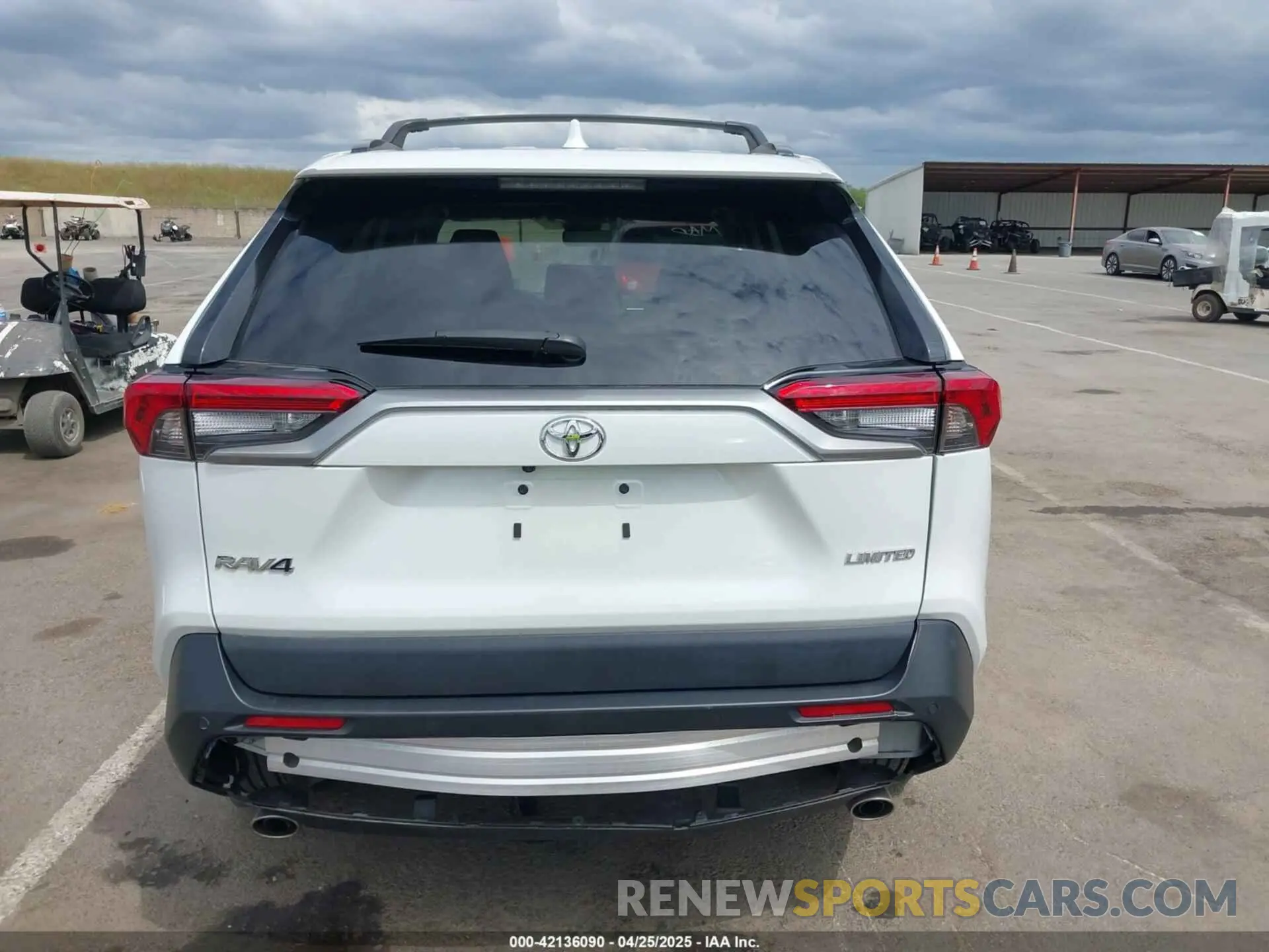 16 fotografías del automóvil dañado 2T3Y1RFV5PW250069 TOYOTA RAV4 2023