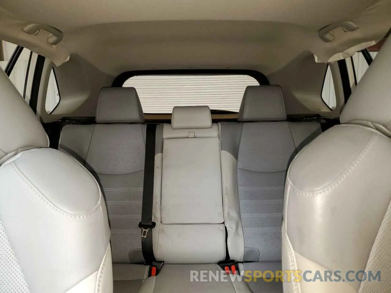 10 fotografías del automóvil dañado 4T3D6RFV3PU114233 TOYOTA RAV4 2023