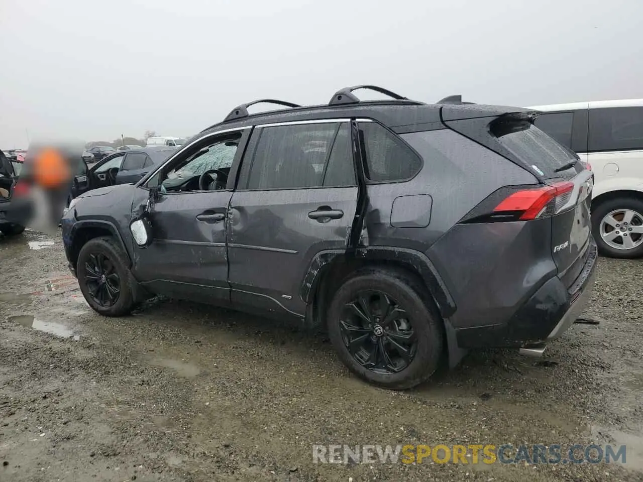 2 fotografías del automóvil dañado 4T3E6RFV0PU126764 TOYOTA RAV4 2023