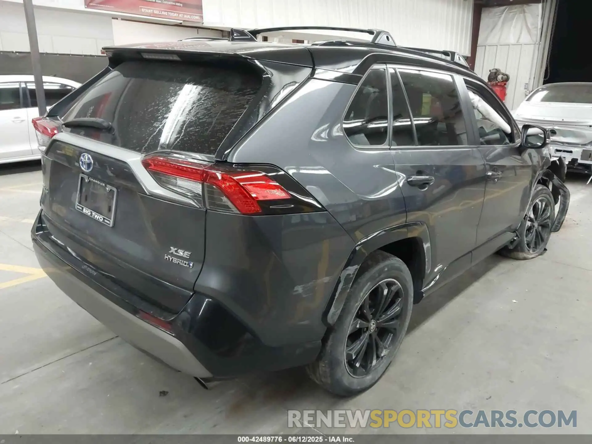 4 fotografías del automóvil dañado 4T3E6RFV8PU107041 TOYOTA RAV4 2023