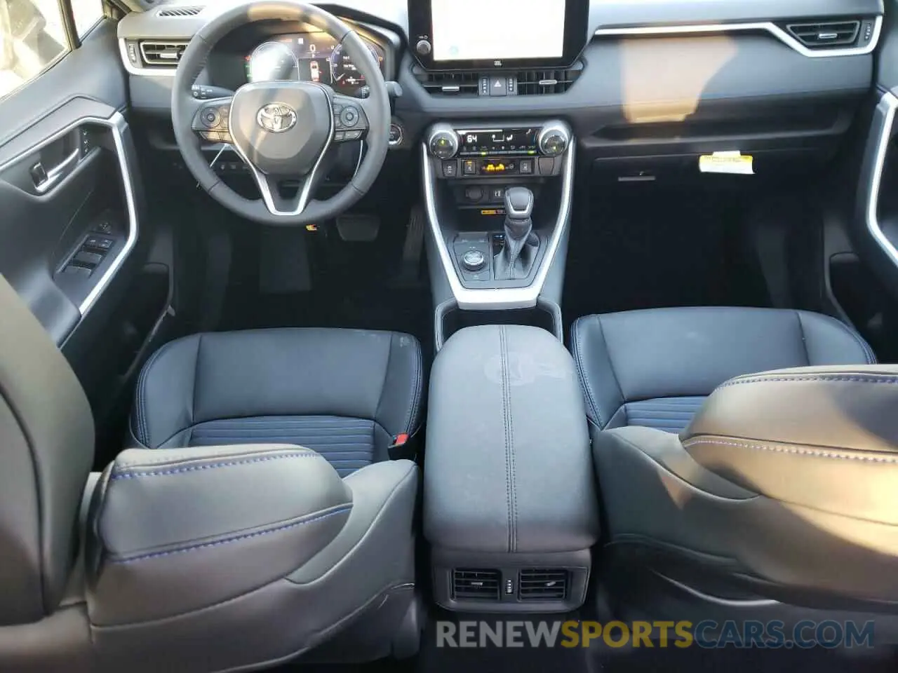 8 fotografías del automóvil dañado 4T3E6RFVXPU129929 TOYOTA RAV4 2023