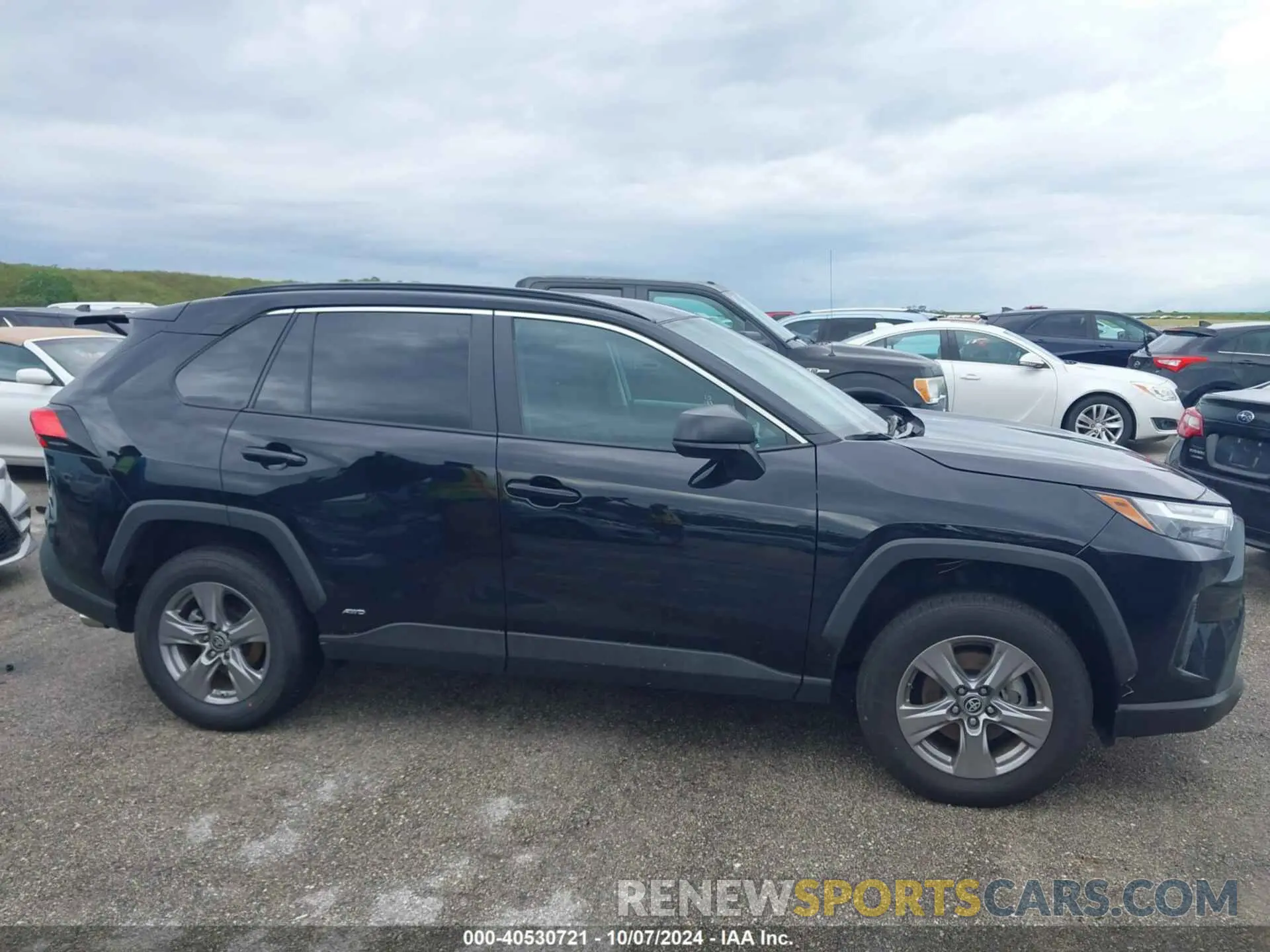 13 fotografías del automóvil dañado 4T3LWRFV4PU095705 TOYOTA RAV4 2023