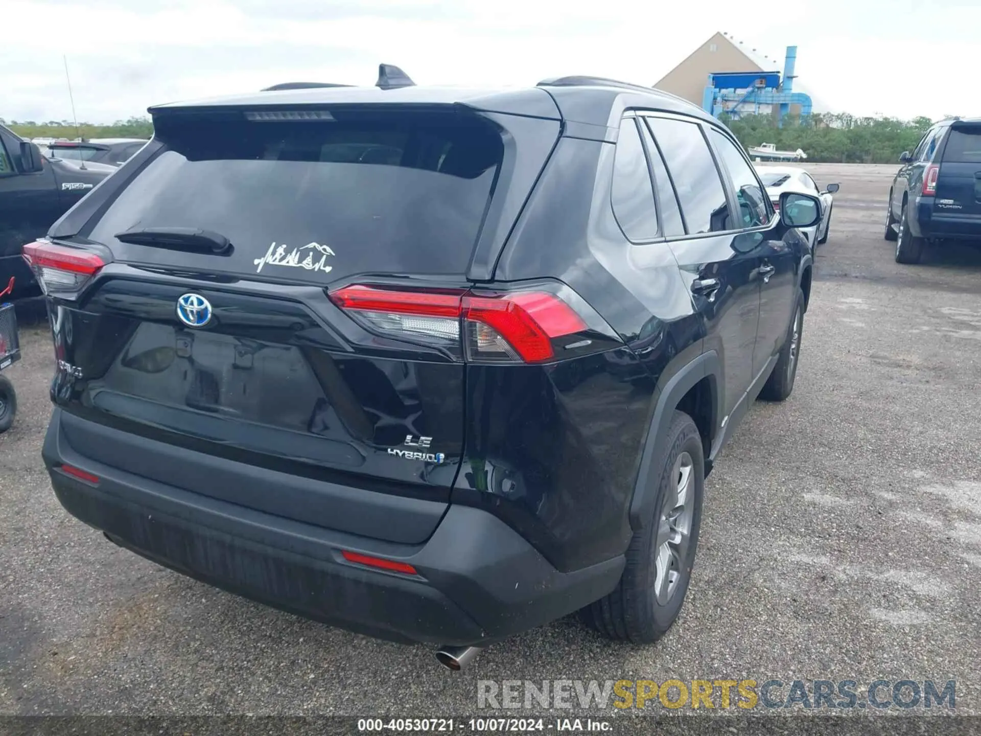 4 fotografías del automóvil dañado 4T3LWRFV4PU095705 TOYOTA RAV4 2023