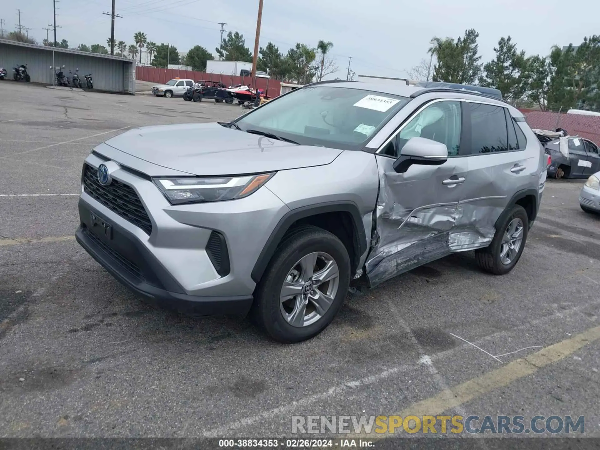 2 fotografías del automóvil dañado 4T3MWRFV6PU085617 TOYOTA RAV4 2023