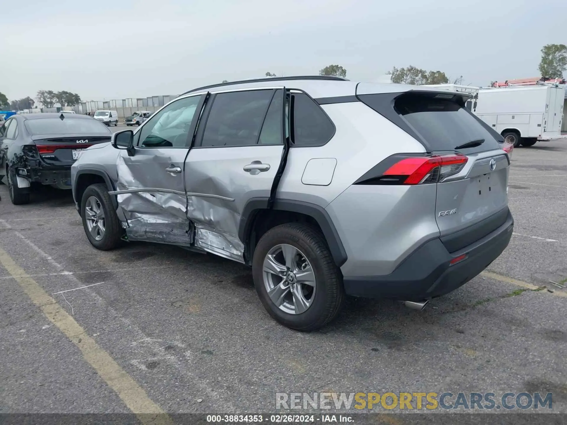 3 fotografías del automóvil dañado 4T3MWRFV6PU085617 TOYOTA RAV4 2023