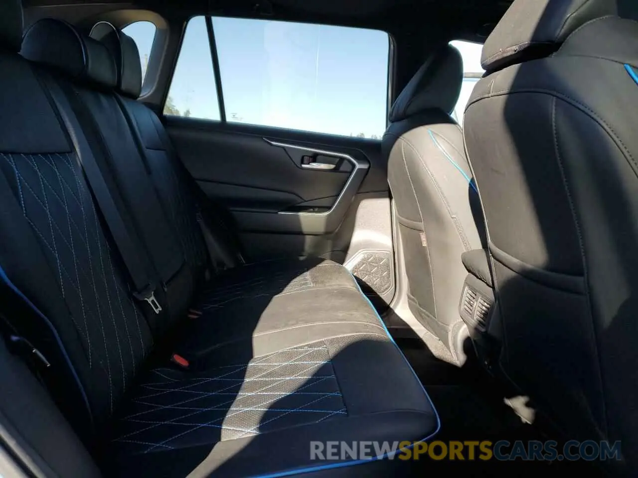11 fotografías del automóvil dañado 4T3T6RFV1PU113092 TOYOTA RAV4 2023