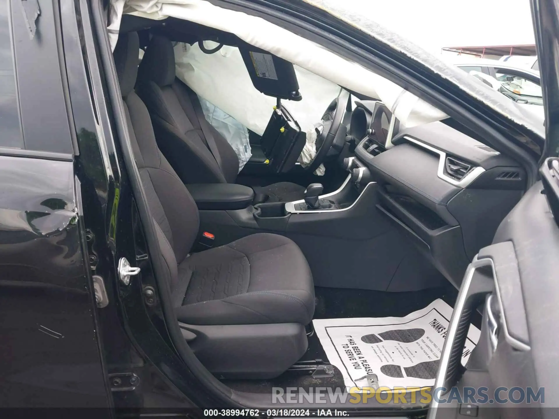 5 fotografías del automóvil dañado 4T3T6RFV1PU123203 TOYOTA RAV4 2023