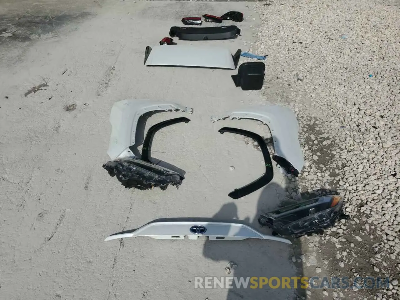 13 fotografías del automóvil dañado JTM16RFV3PD104298 TOYOTA RAV4 2023