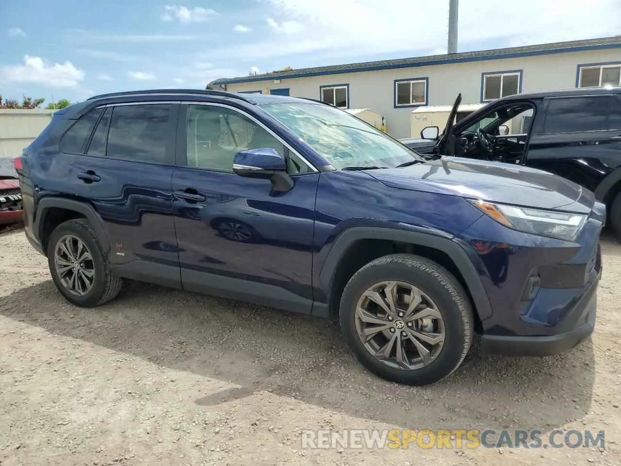 4 fotografías del automóvil dañado JTMB6RFV1PD100836 TOYOTA RAV4 2023