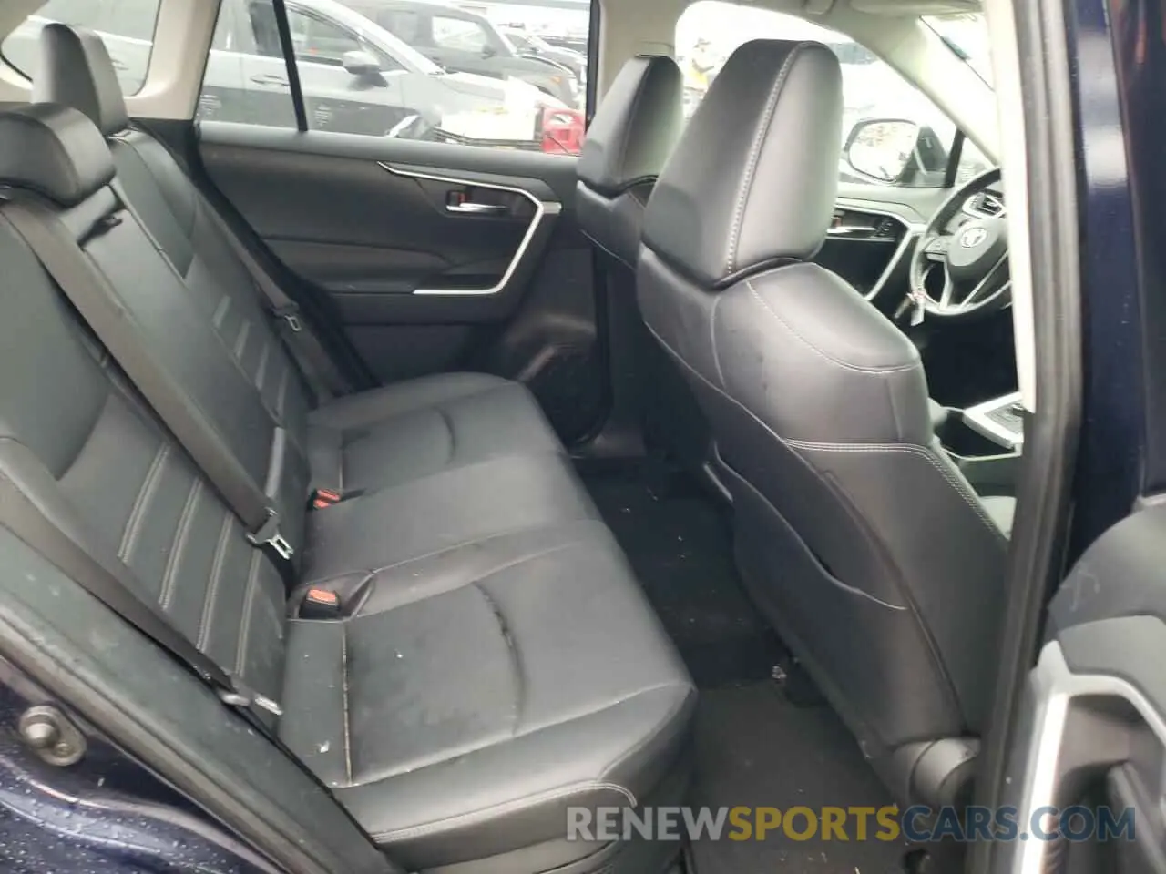 11 fotografías del automóvil dañado JTMB6RFV6PD079837 TOYOTA RAV4 2023