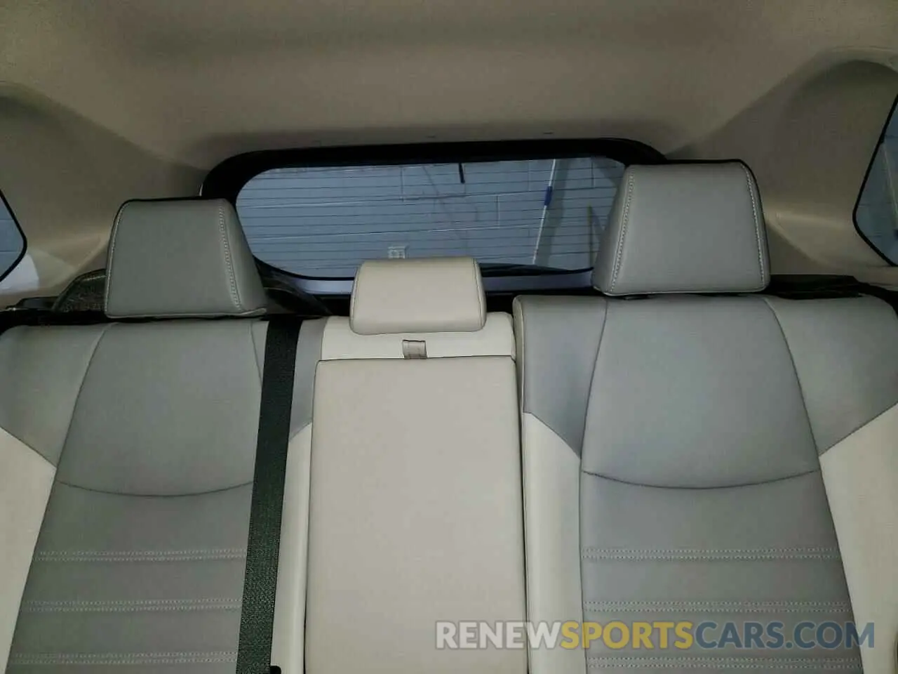 10 fotografías del automóvil dañado JTMB6RFV6PD085573 TOYOTA RAV4 2023