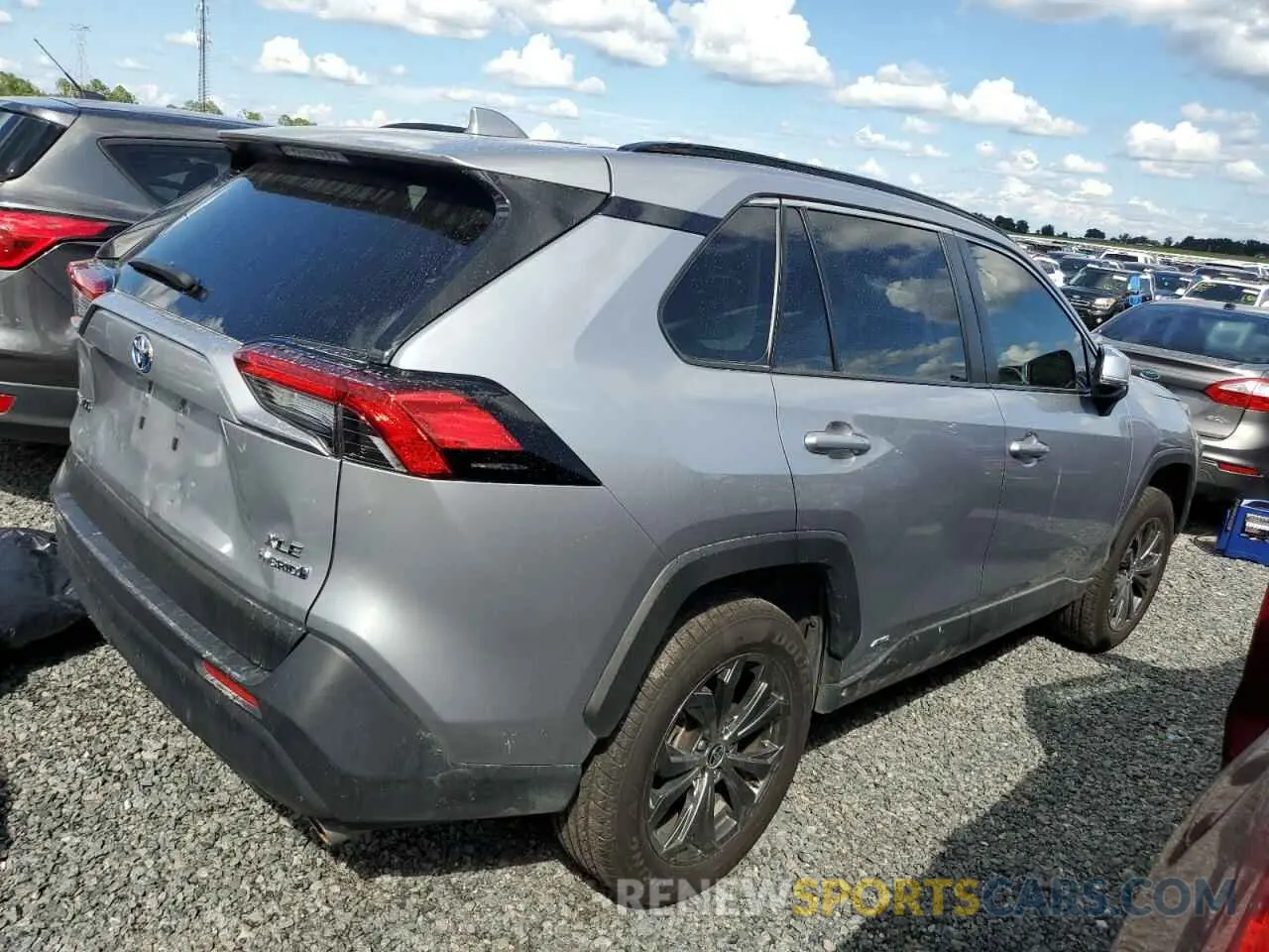 3 fotografías del automóvil dañado JTMB6RFV9PD542747 TOYOTA RAV4 2023