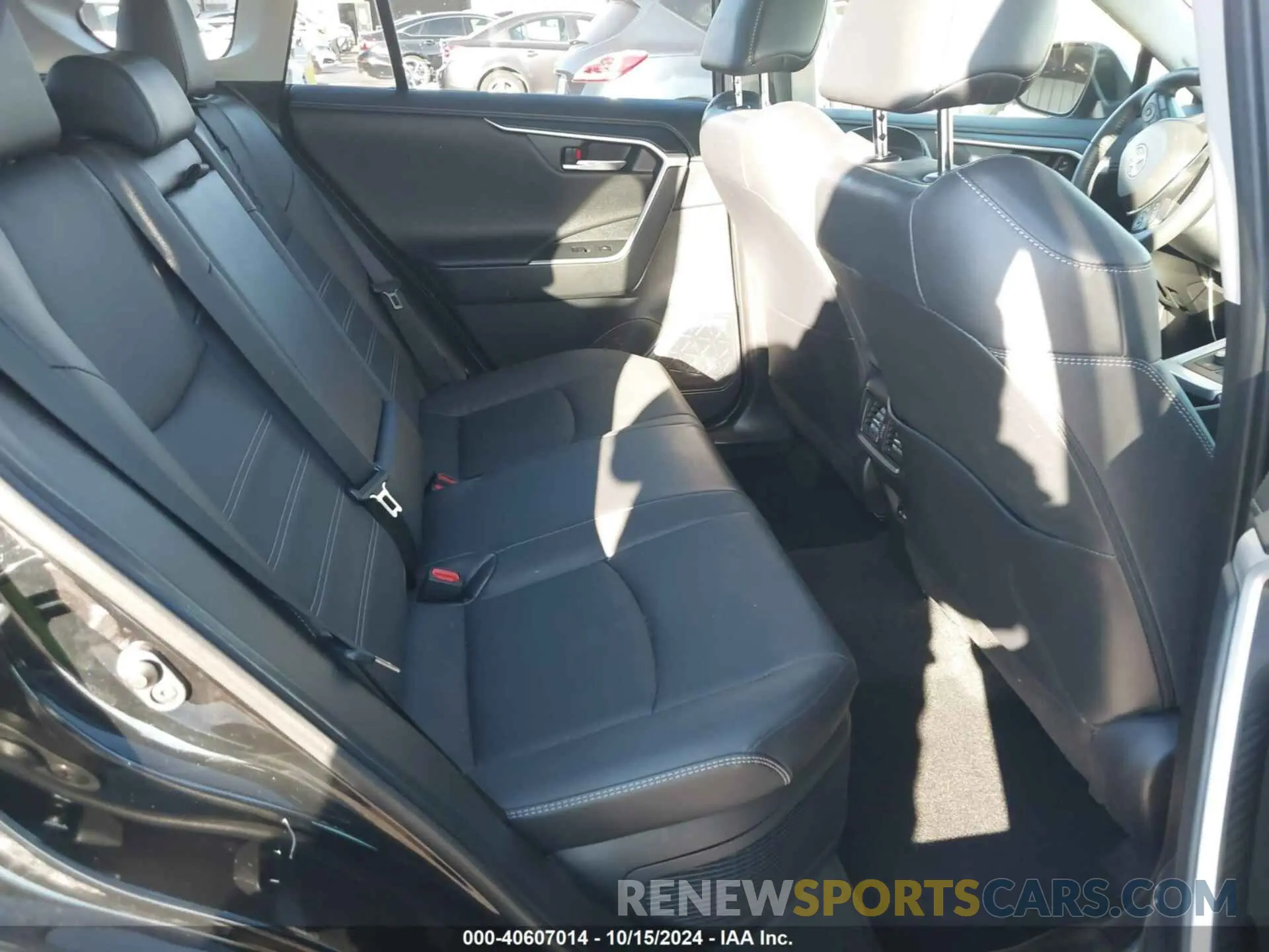 8 fotografías del automóvil dañado JTMD6RFV1PJ029499 TOYOTA RAV4 2023