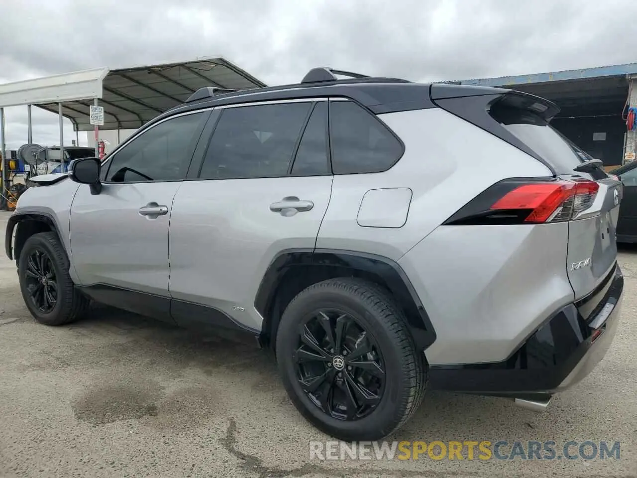 2 fotografías del automóvil dañado JTME6RFVXPJ035516 TOYOTA RAV4 2023
