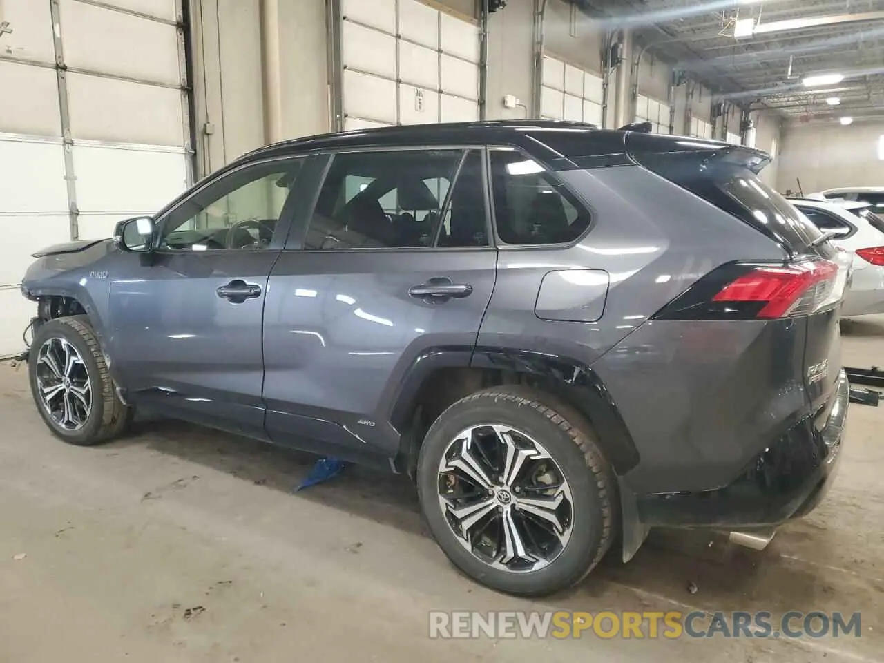 2 fotografías del automóvil dañado JTMEB3FV7PD131420 TOYOTA RAV4 2023