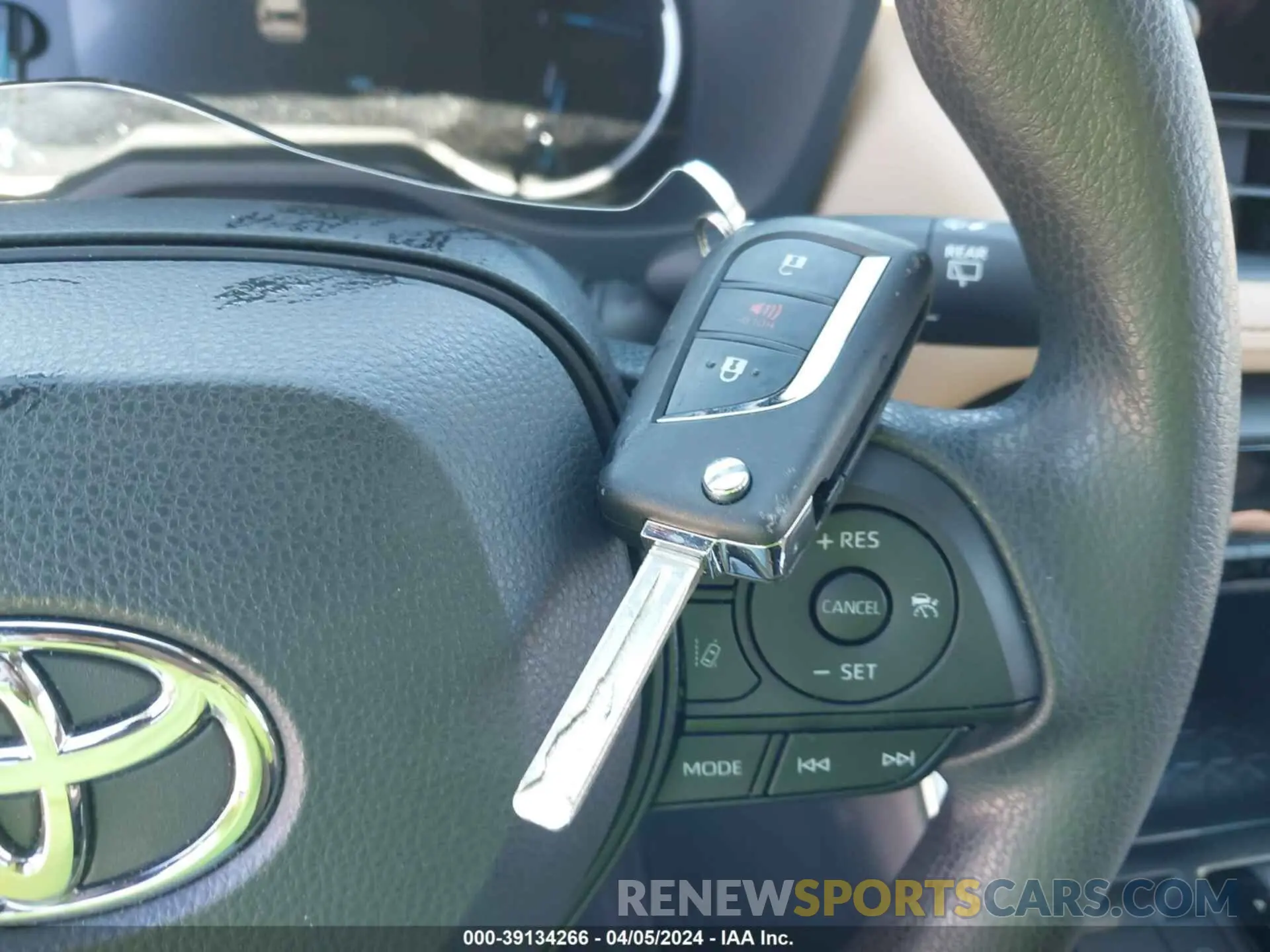 11 fotografías del automóvil dañado JTMMWRFV3PD192623 TOYOTA RAV4 2023
