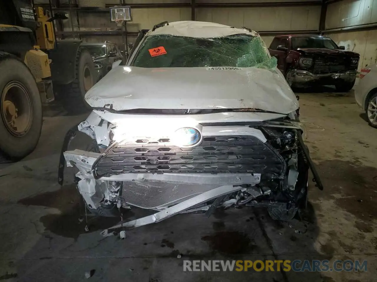 5 fotografías del automóvil dañado JTMMWRFV5PD198696 TOYOTA RAV4 2023