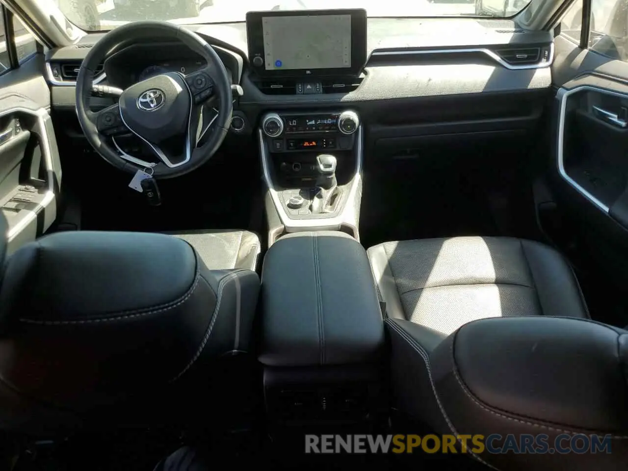 8 fotografías del automóvil dañado JTMN1RFV8PJ040843 TOYOTA RAV4 2023