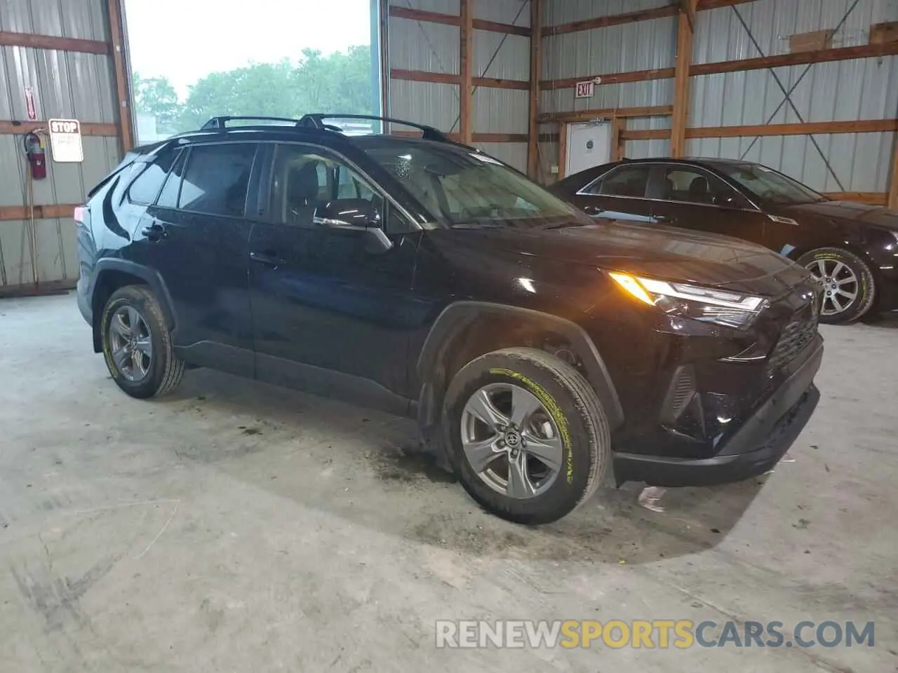 4 fotografías del automóvil dañado JTMP1RFV5PD095113 TOYOTA RAV4 2023