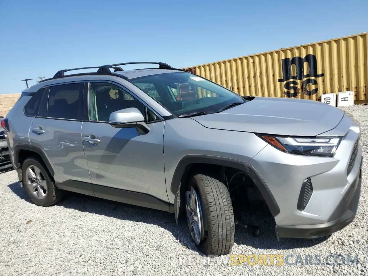 4 fotografías del automóvil dañado JTMP1RFV8PJ040866 TOYOTA RAV4 2023