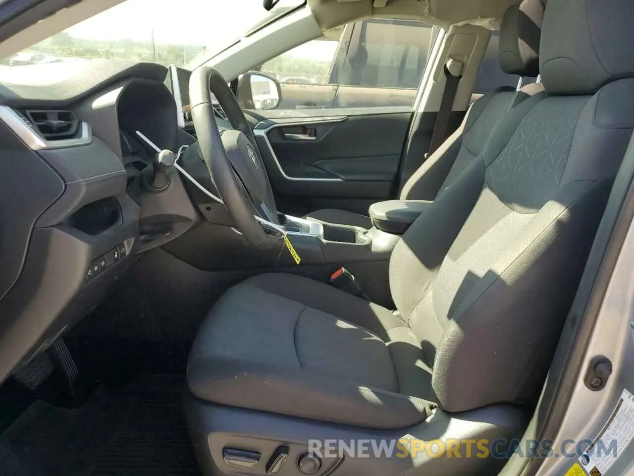 7 fotografías del automóvil dañado JTMP1RFV8PJ040866 TOYOTA RAV4 2023
