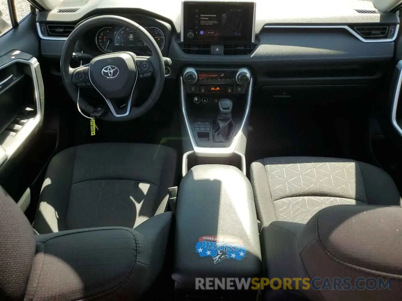 8 fotografías del automóvil dañado JTMP1RFV8PJ040866 TOYOTA RAV4 2023