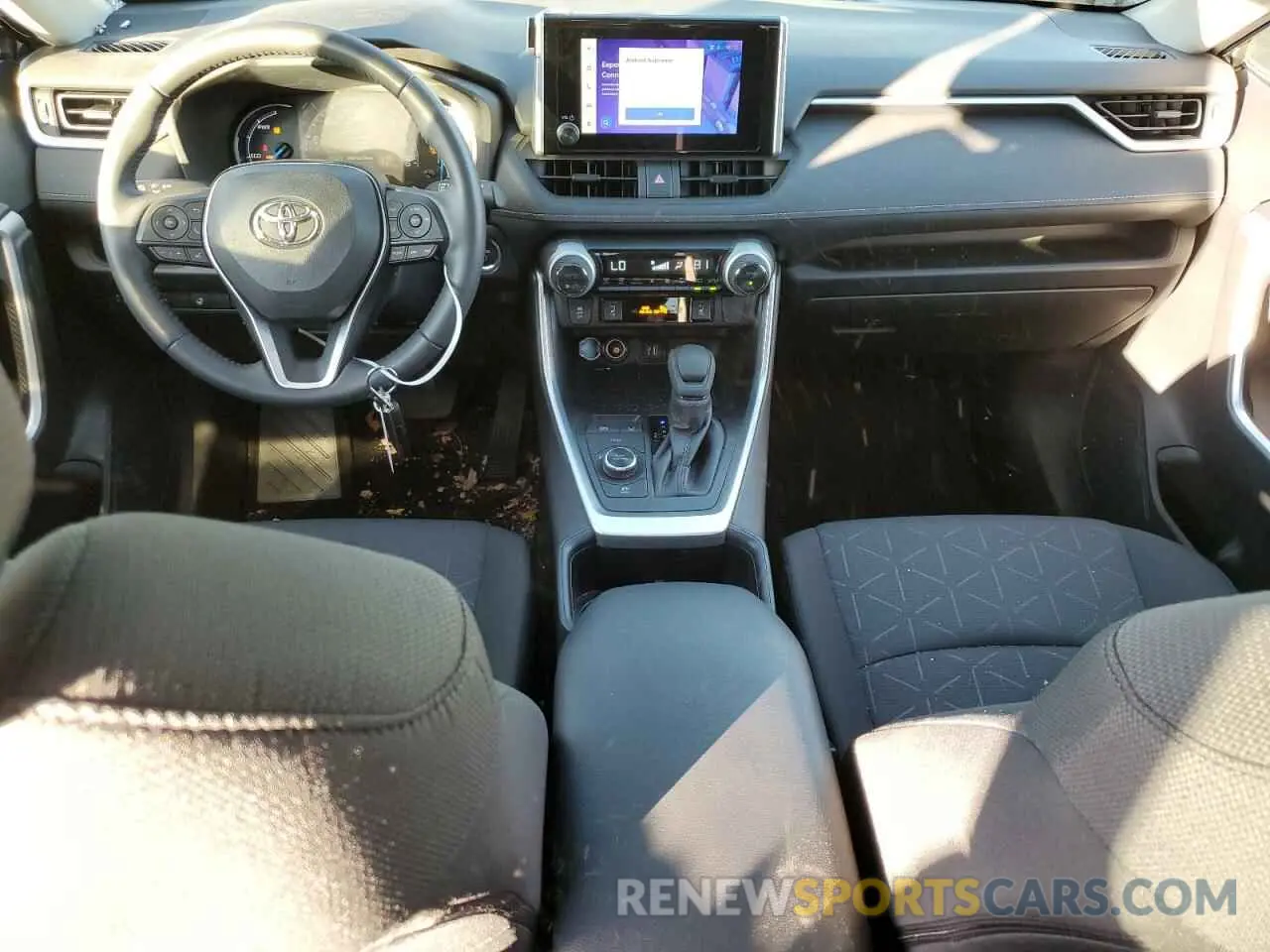 8 fotografías del automóvil dañado JTMRWRFV4PD198517 TOYOTA RAV4 2023