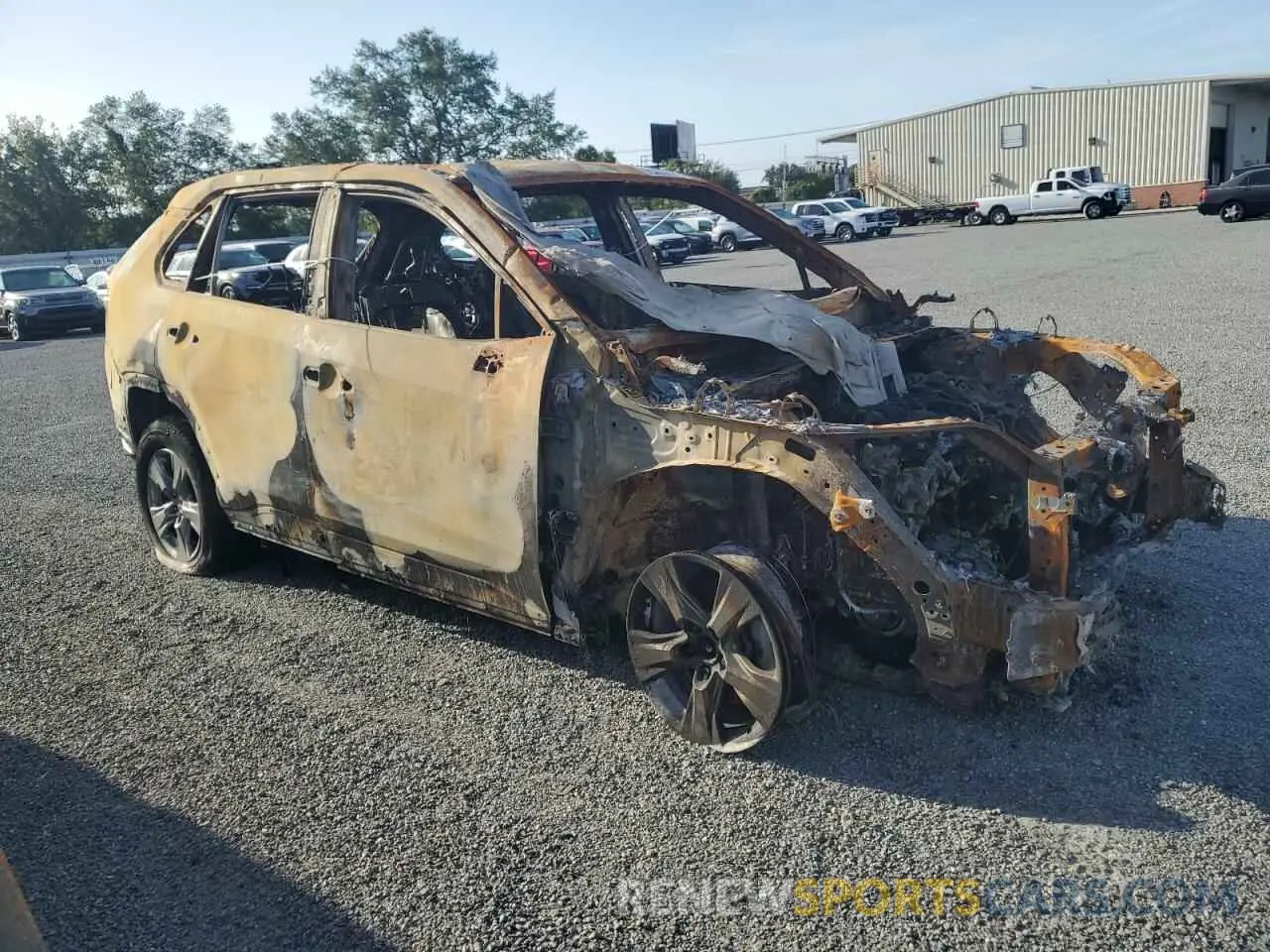 4 fotografías del automóvil dañado JTMRWRFV6PJ056588 TOYOTA RAV4 2023