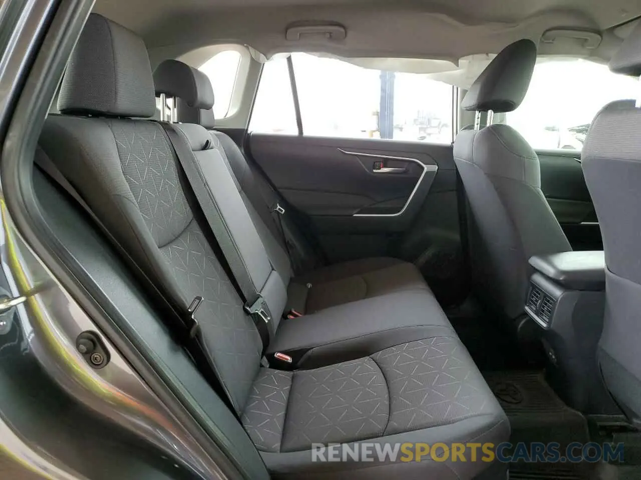11 fotografías del automóvil dañado JTMRWRFV7PD182098 TOYOTA RAV4 2023