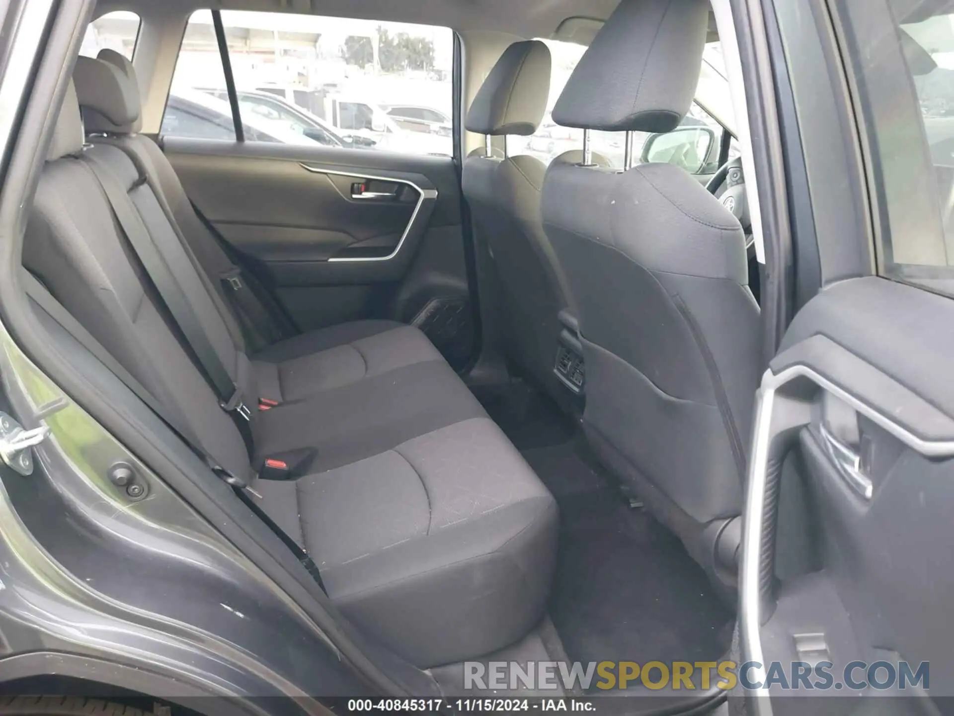 8 fotografías del automóvil dañado JTMW1RFV0PD109110 TOYOTA RAV4 2023